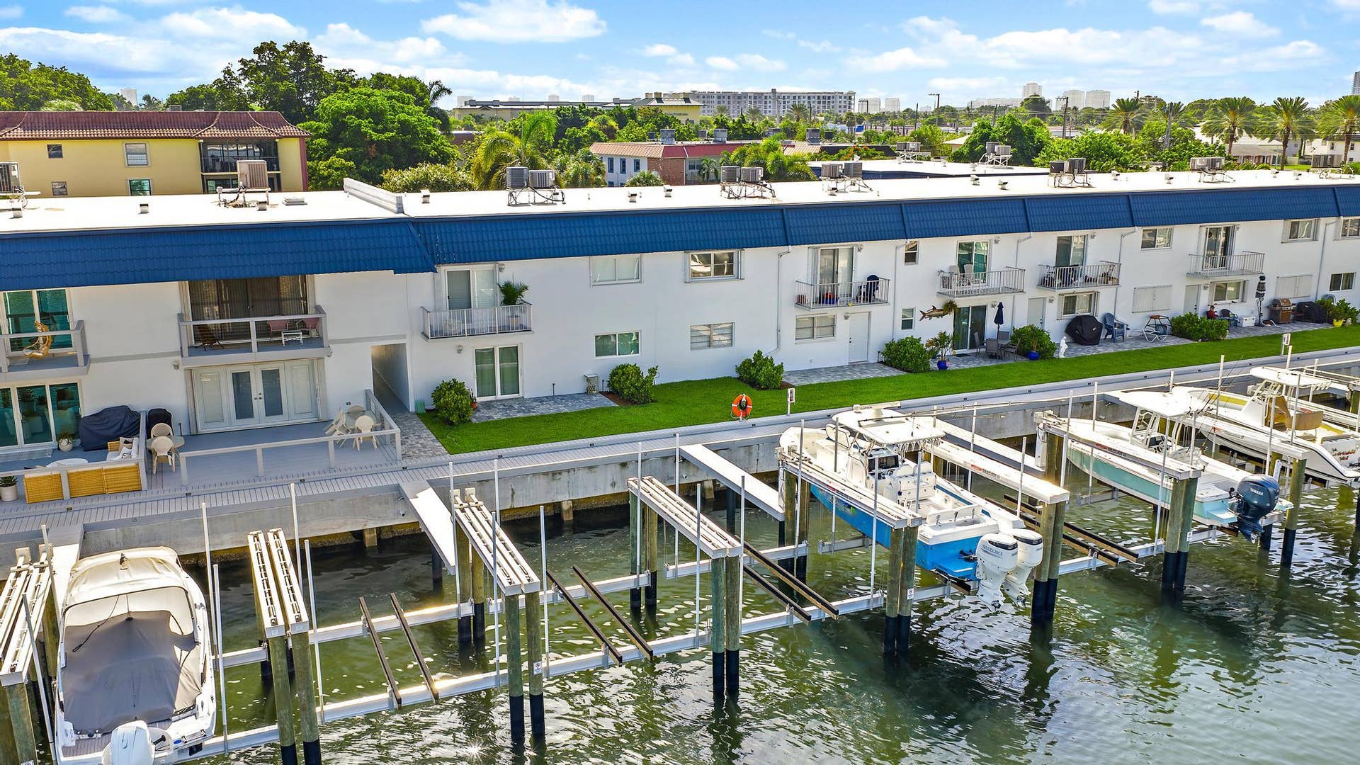 316 Southwind Court, #Apt 107, North Palm Beach, FL 33408 316 Southwind Dr Unit 107-3