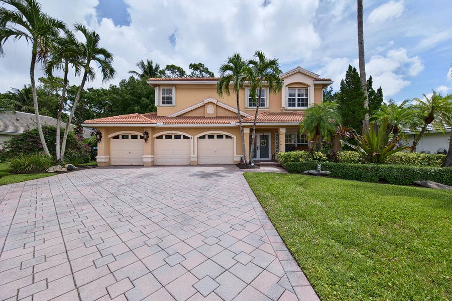 Property photo for 522 CYPRESS GREEN Circle, Wellington, FL
