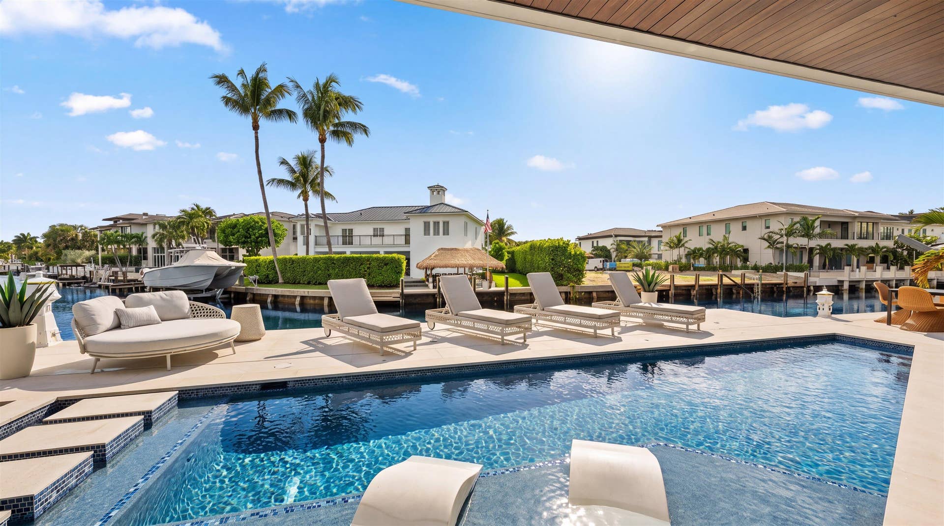 591 Golden Harbour Drive, Boca Raton, FL 33432 4FF7AC4D-998D-4447-85EA-CFD33E06718A