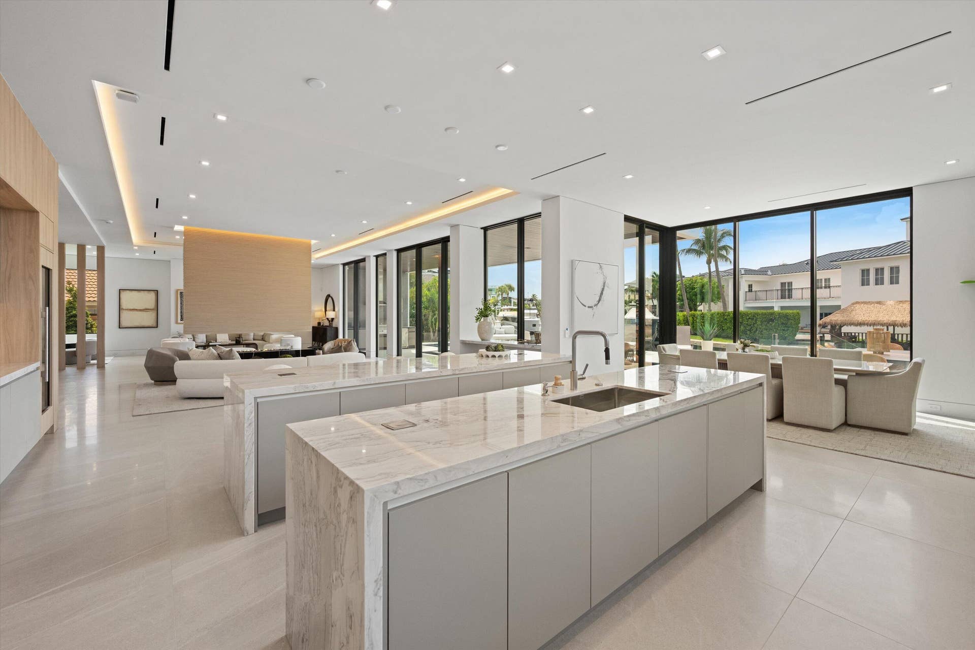 591 Golden Harbour Drive, Boca Raton, FL 33432 B7758158-4349-4019-8BC0-97025651E099