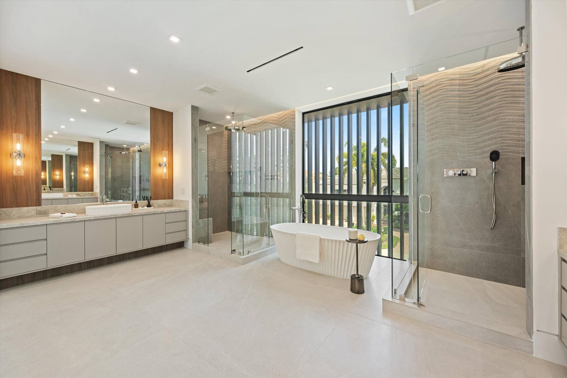 591 Golden Harbour Drive, Boca Raton, FL 33432 primary bath