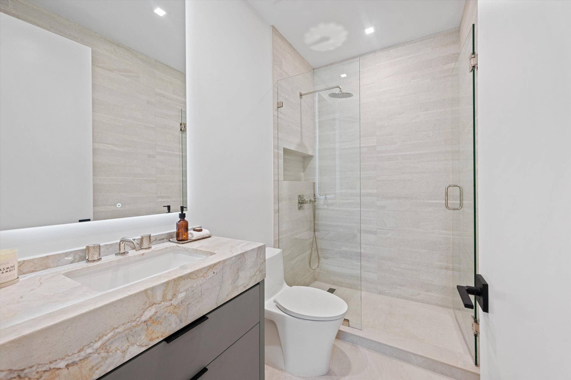 591 Golden Harbour Drive, Boca Raton, FL 33432 CA514DFF-0E57-47D5-87EB-1B009C71A1B3