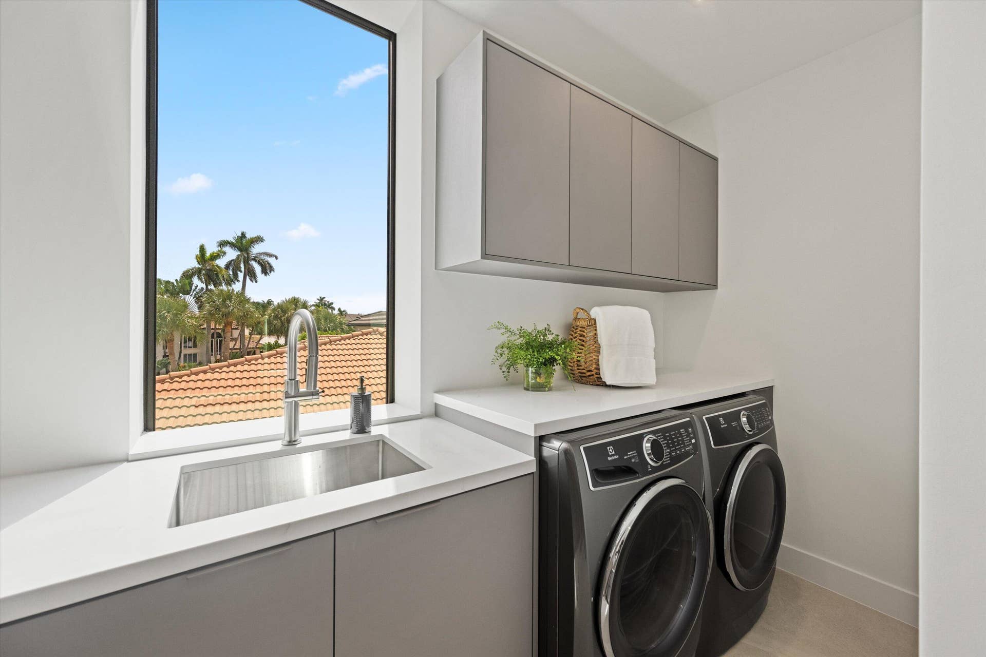 591 Golden Harbour Drive, Boca Raton, FL 33432 DC48F317-AC43-44E2-AAC4-0DC67C57643B