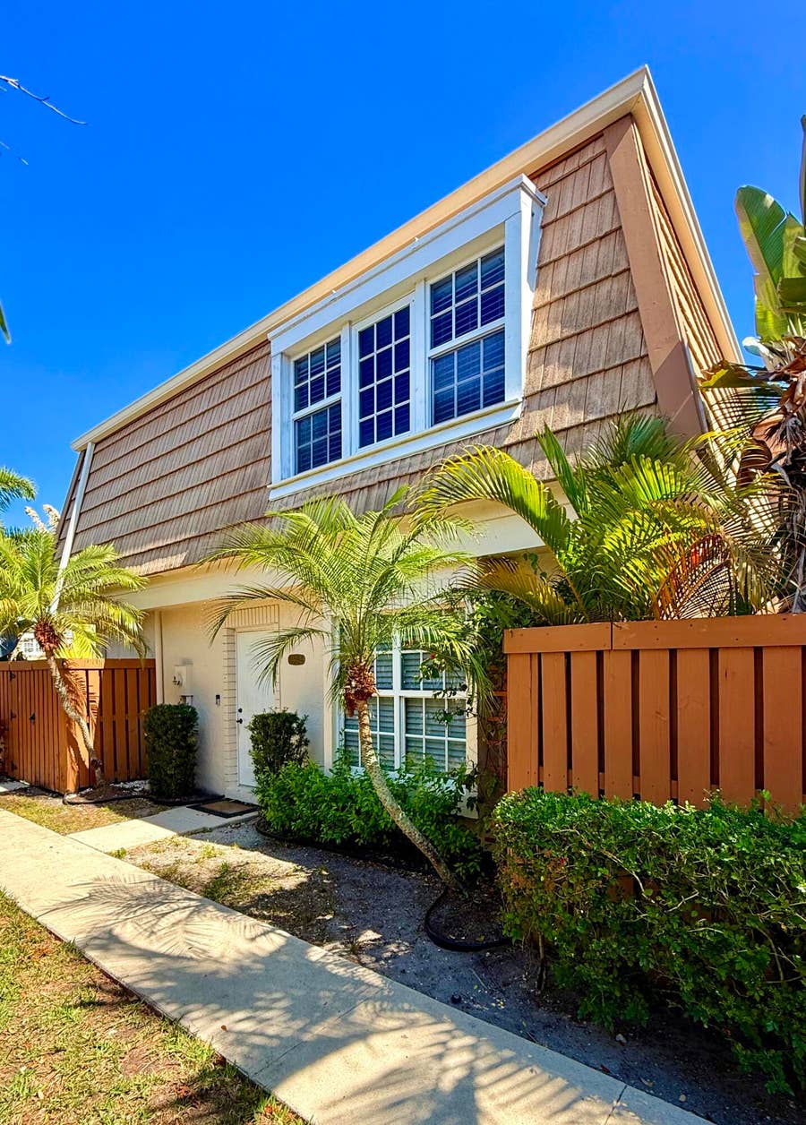 Property photo for 11584 WINCHESTER Drive, Palm Beach Gardens, FL