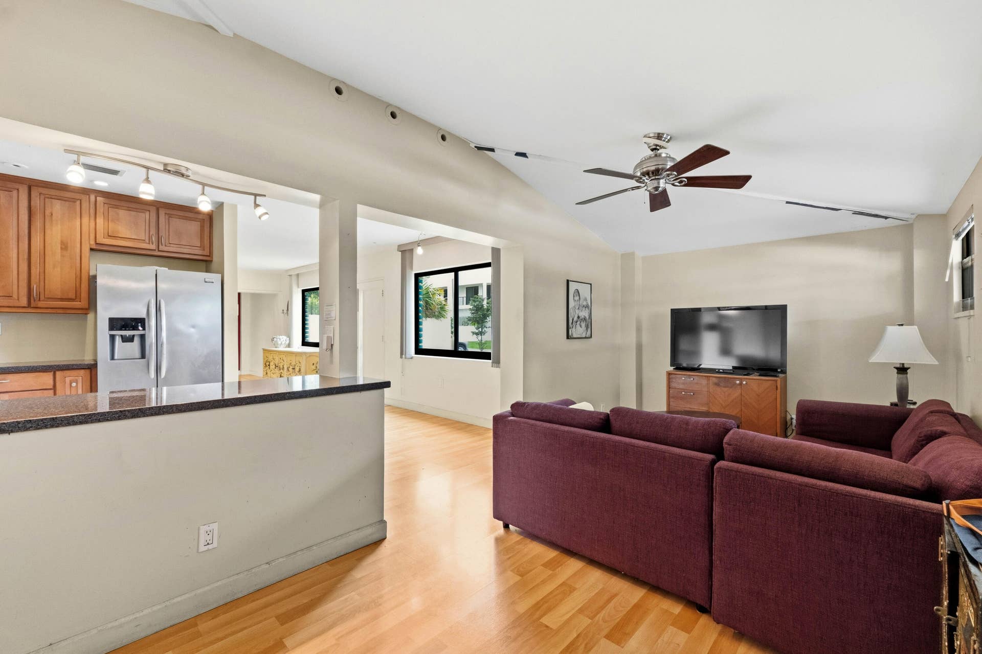 1344 NE 13TH Avenue, Fort Lauderdale, FL 33304 1344 Ne 13th Ave_007