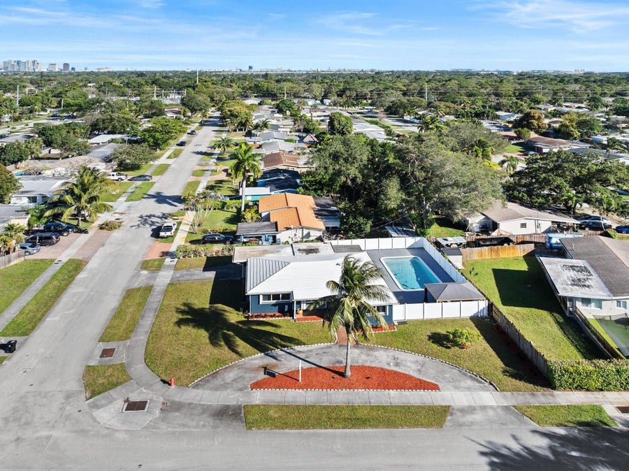 Property photo for 1900 SW 33rd Avenue, Fort Lauderdale, FL