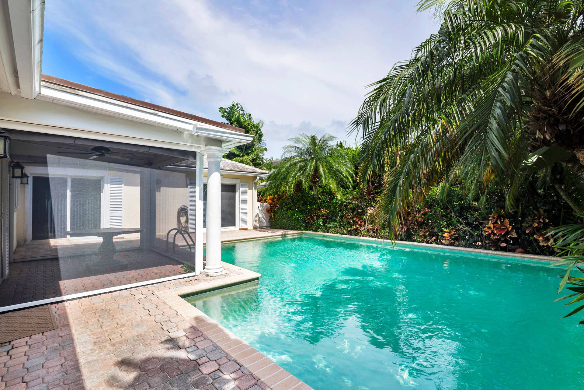 245 COLONIAL Lane, Palm Beach, FL 33480 Pool