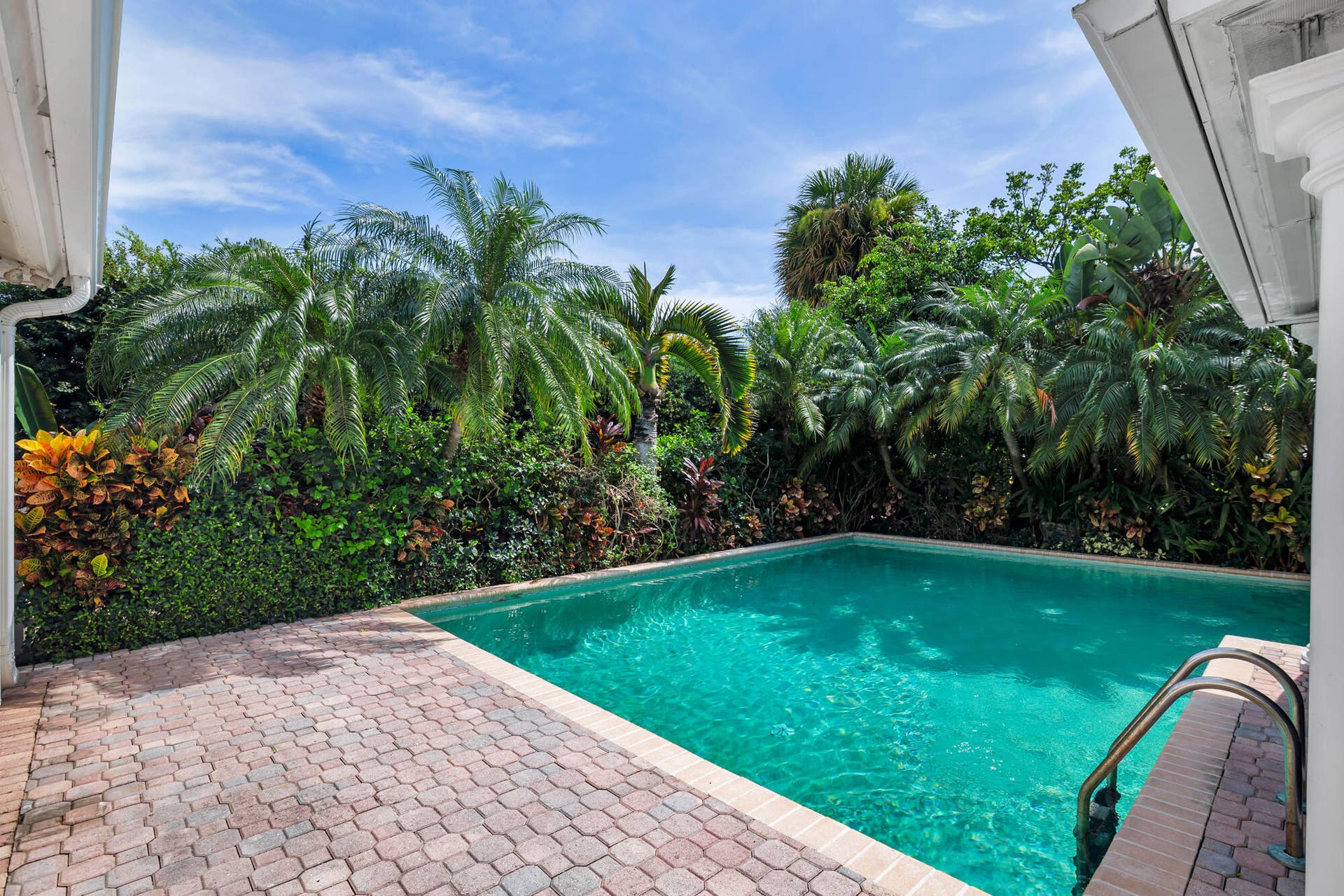 245 COLONIAL Lane, Palm Beach, FL 33480 Pool