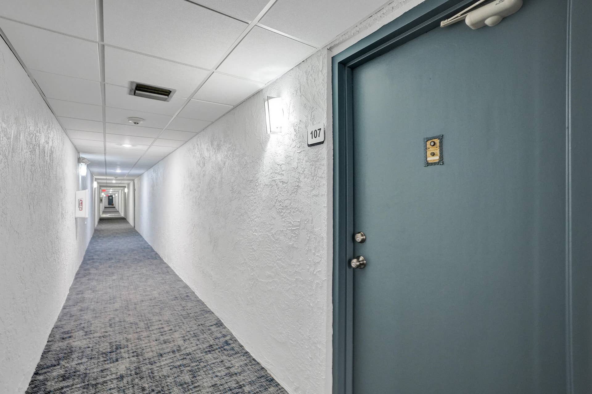 3004 NE 5TH Terrace, #107-C, Wilton Manors, FL 33334 DSC02323