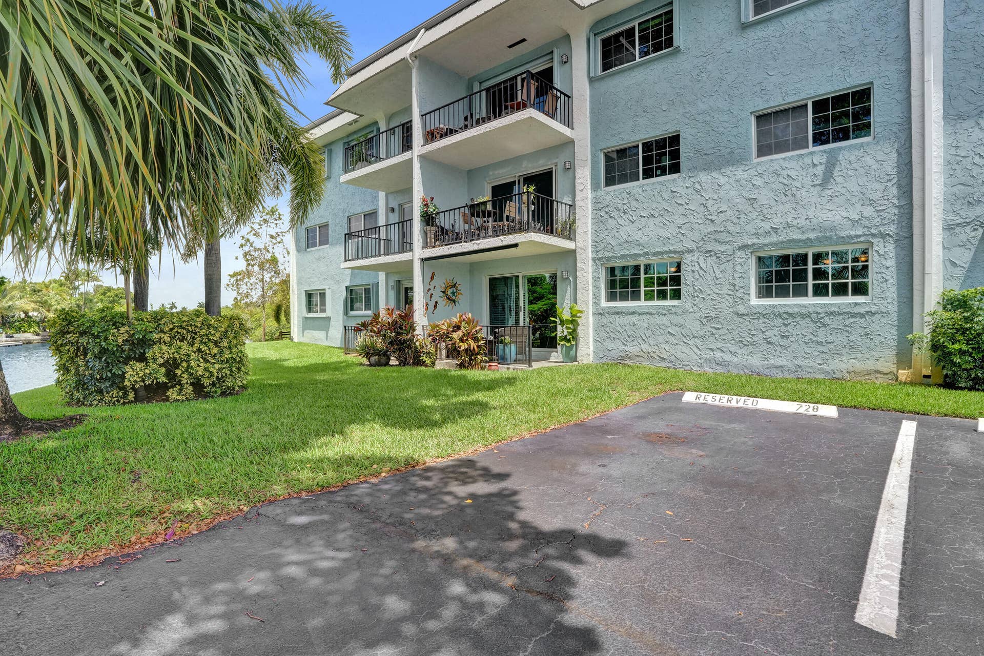 3004 NE 5TH Terrace, #107-C, Wilton Manors, FL 33334 DSC02245