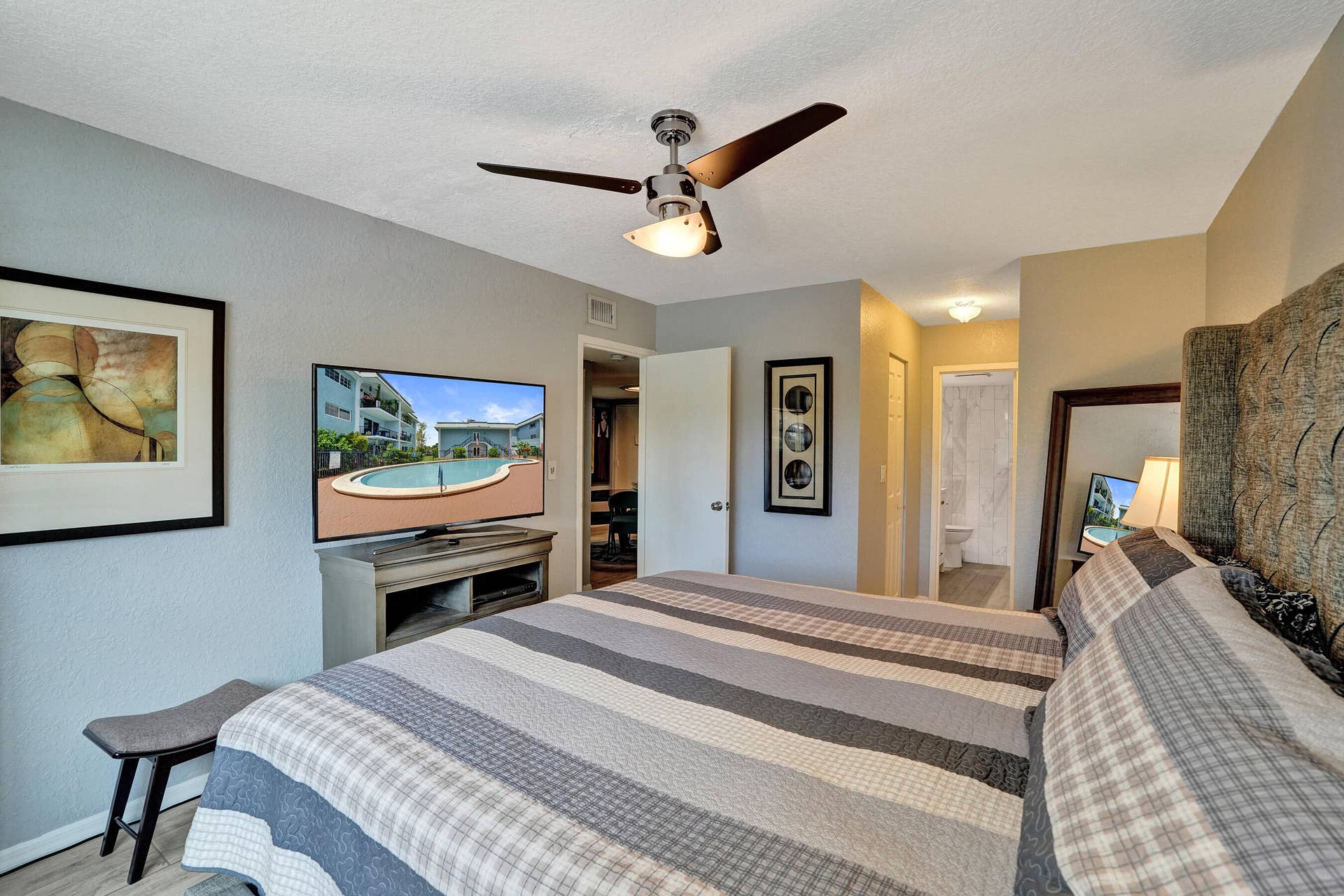 3004 NE 5TH Terrace, #107-C, Wilton Manors, FL 33334 DSC02212