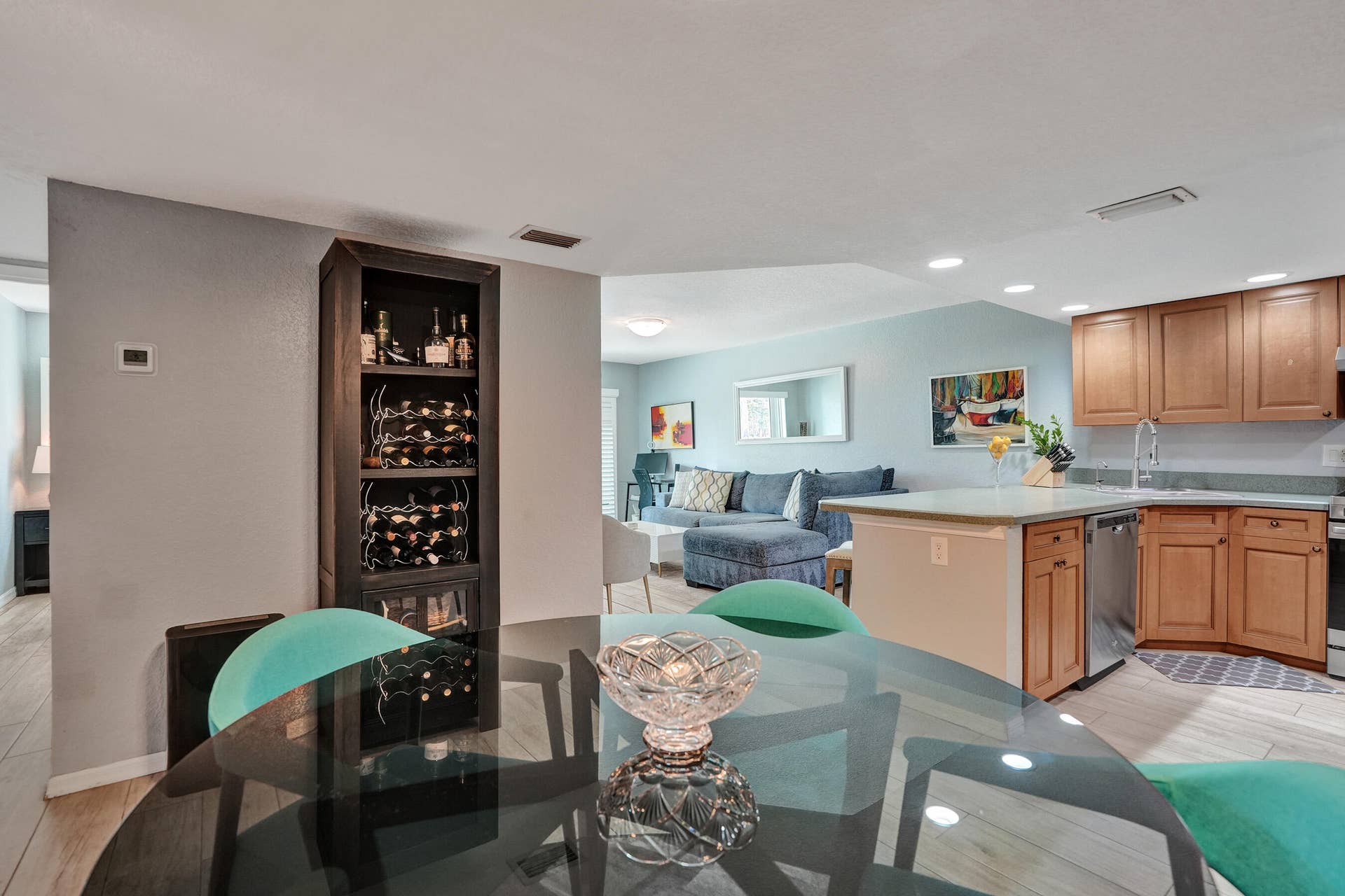 3004 NE 5TH Terrace, #107-C, Wilton Manors, FL 33334 DSC02272
