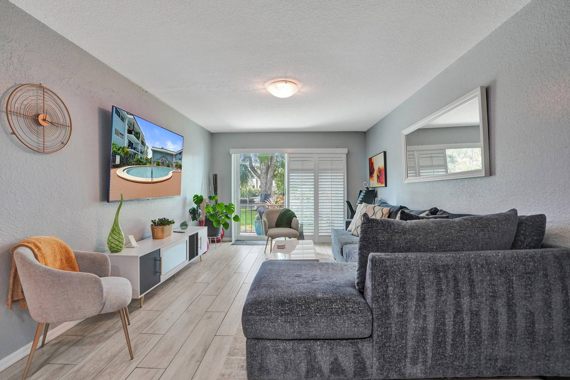 3004 NE 5TH Terrace, #107-C, Wilton Manors, FL 33334 DSC02308