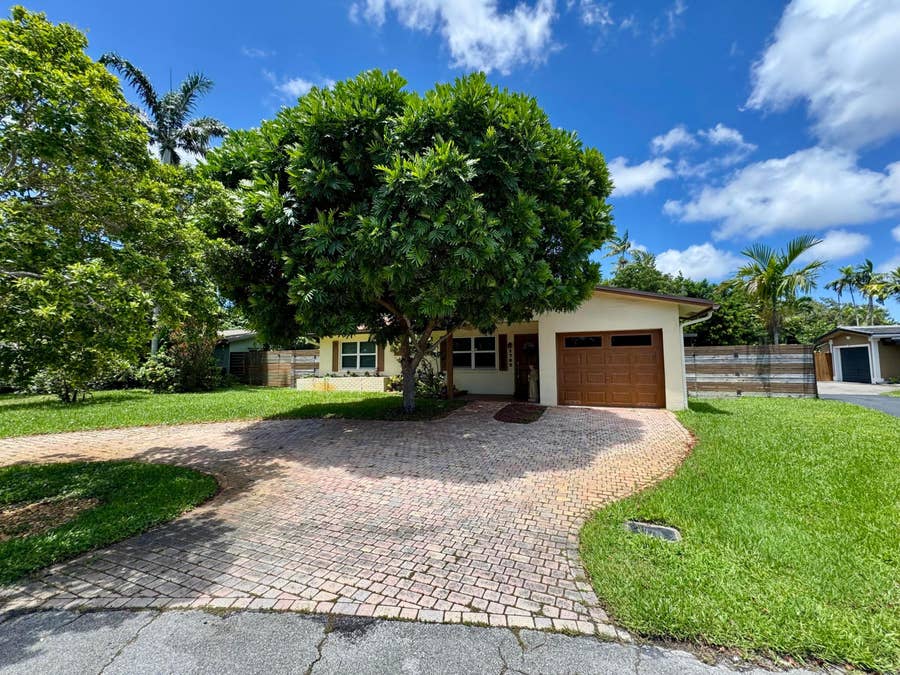 Property photo for 1785 NW 39TH Place, Oakland Park, FL