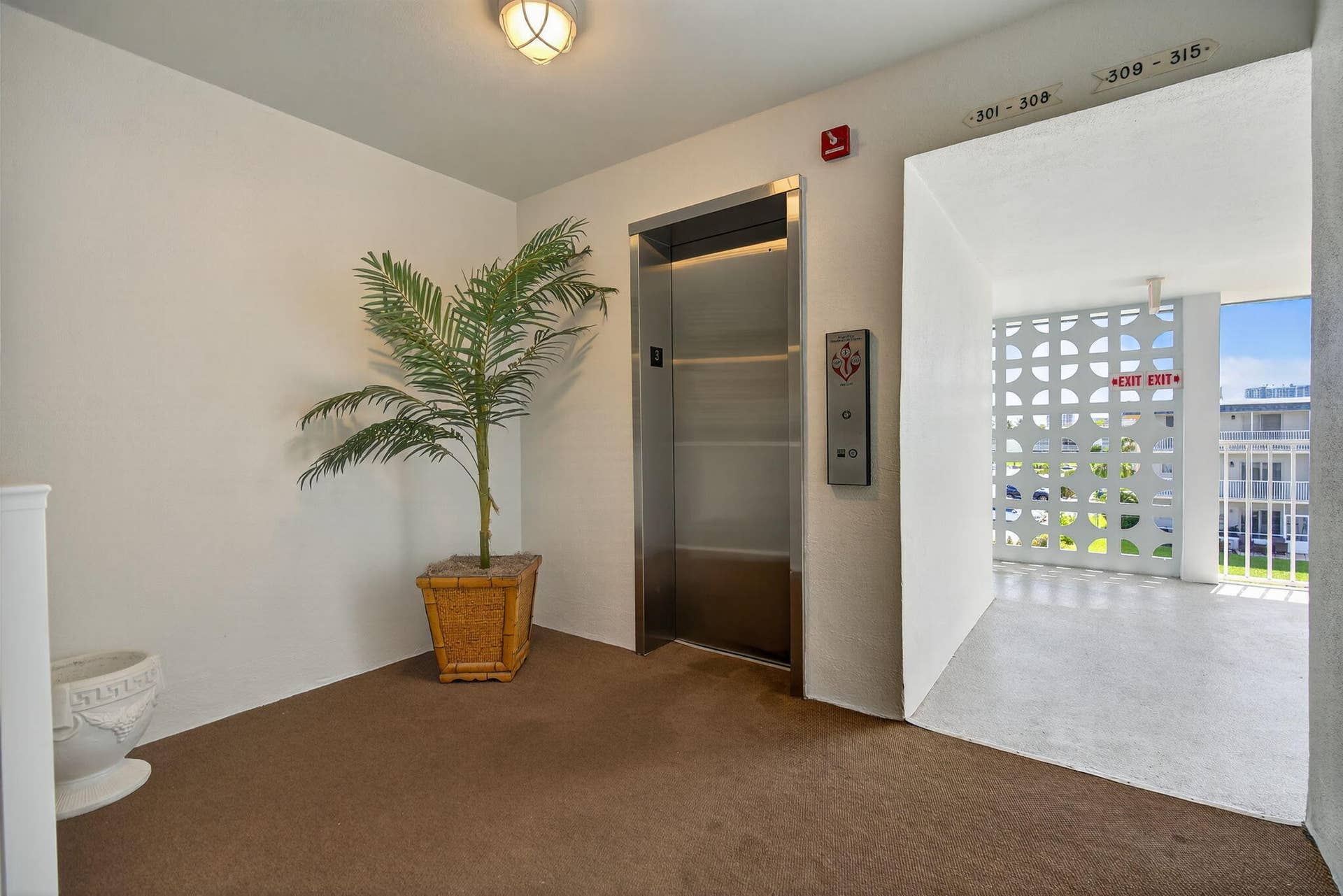 elevator