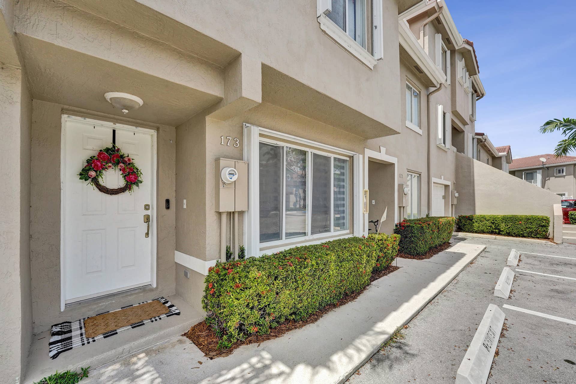 173 Riviera Circle, Weston, FL 33326 Entrance