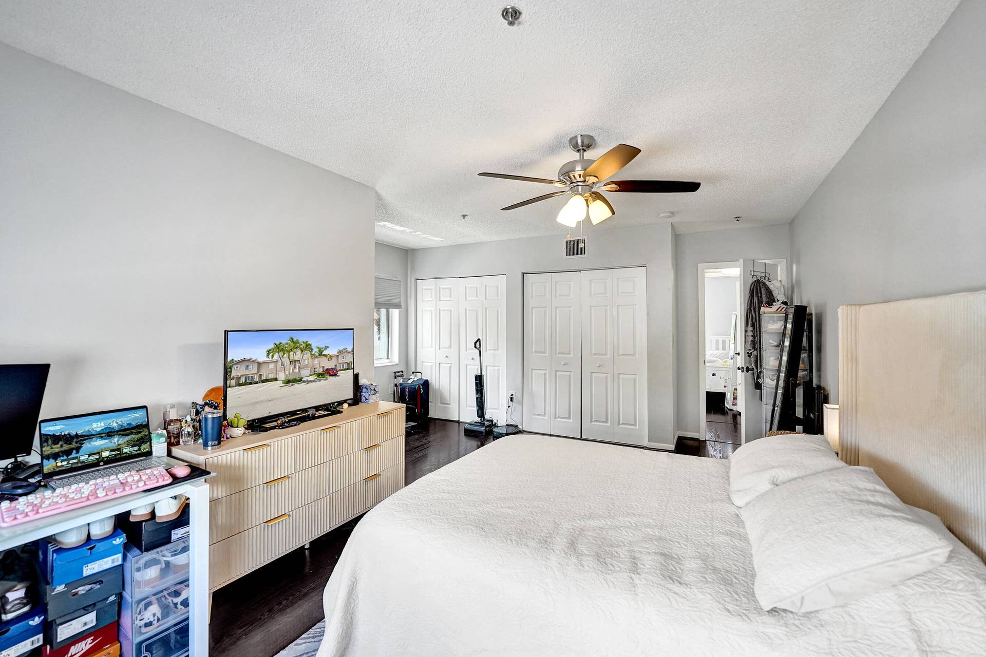 173 Riviera Circle, Weston, FL 33326 Primary bedroom