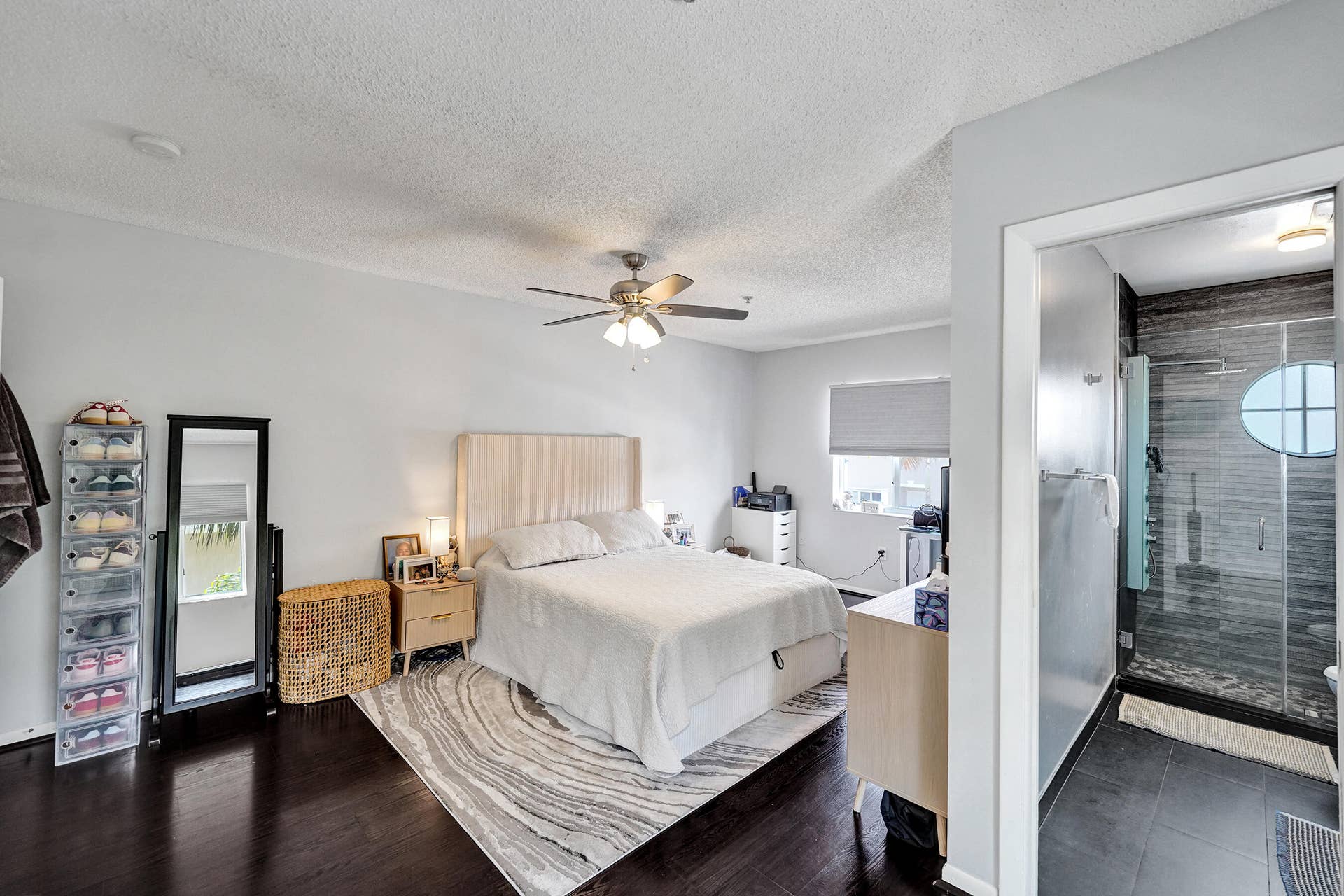 173 Riviera Circle, Weston, FL 33326 Spacious primary bedroom