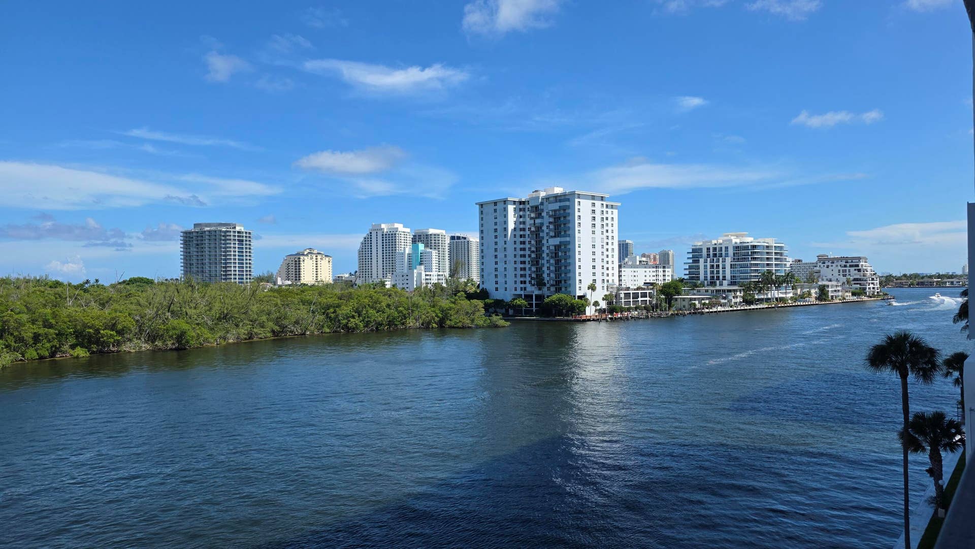 936 Intracoastal Drive, #5B, Fort Lauderdale, FL 33304 Intracoastal view south