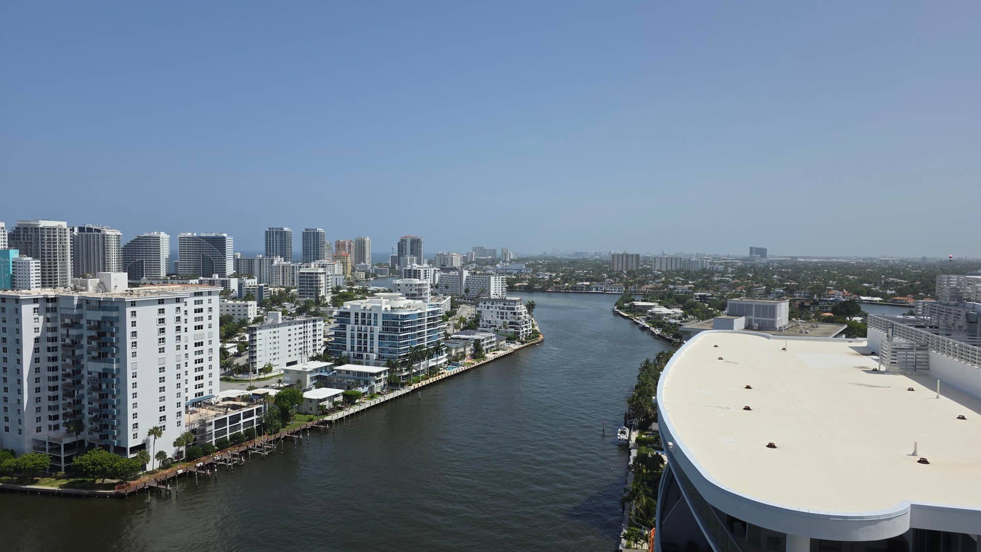 936 Intracoastal Drive, #5B, Fort Lauderdale, FL 33304 south Intracoastal view