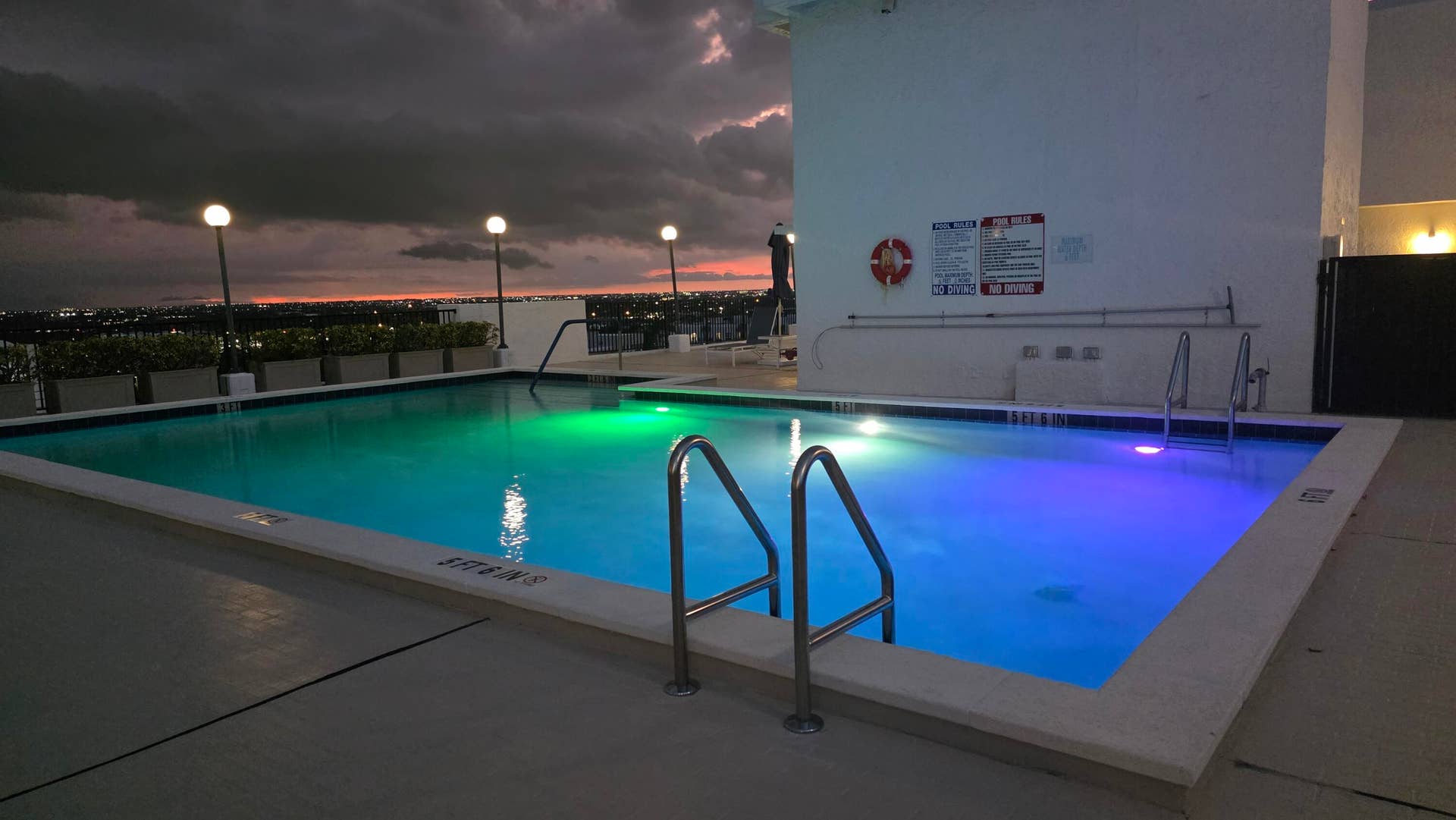 936 Intracoastal Drive, #5B, Fort Lauderdale, FL 33304 Night time at the pool