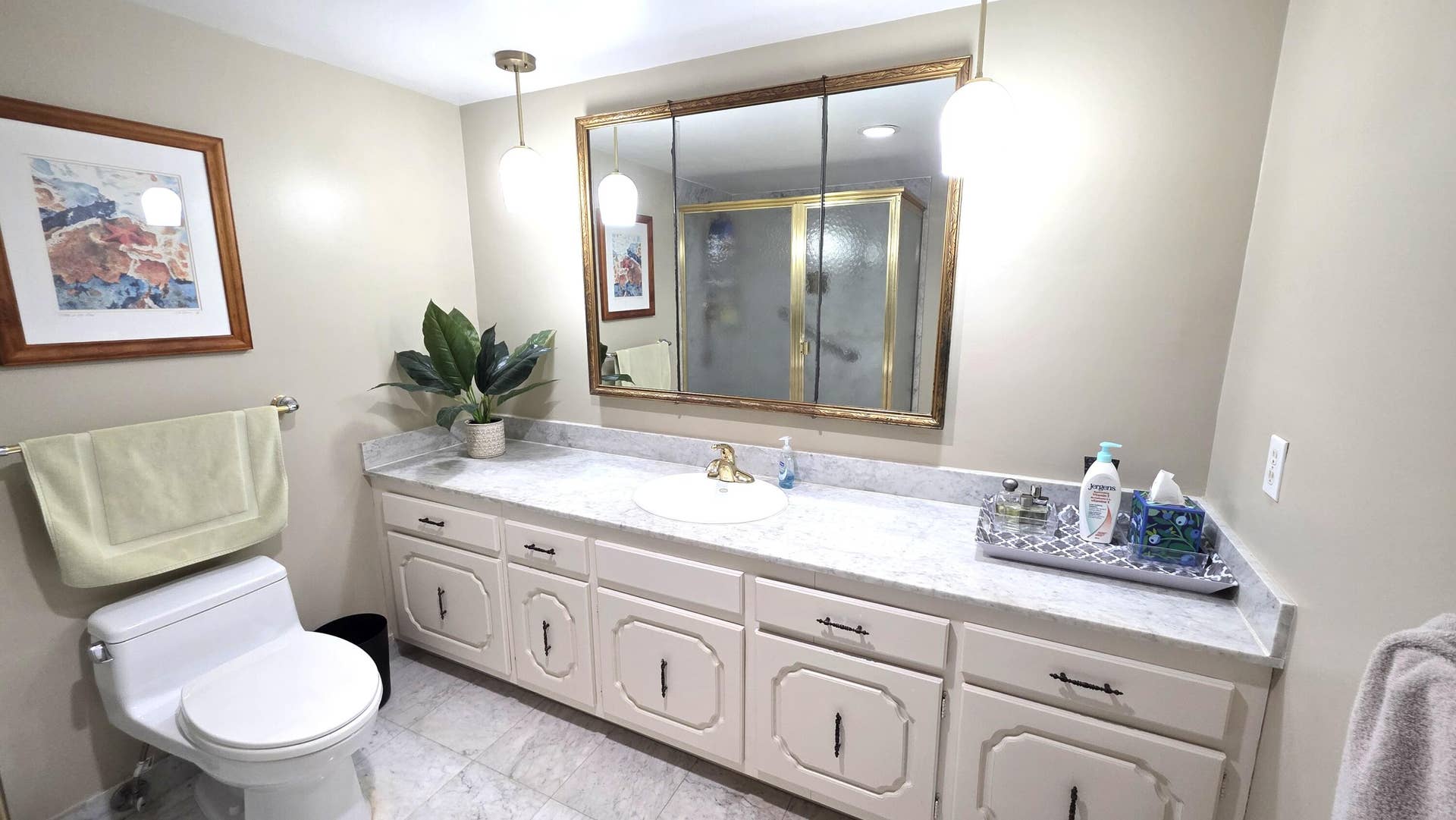 936 Intracoastal Drive, #5B, Fort Lauderdale, FL 33304 Primary Bath