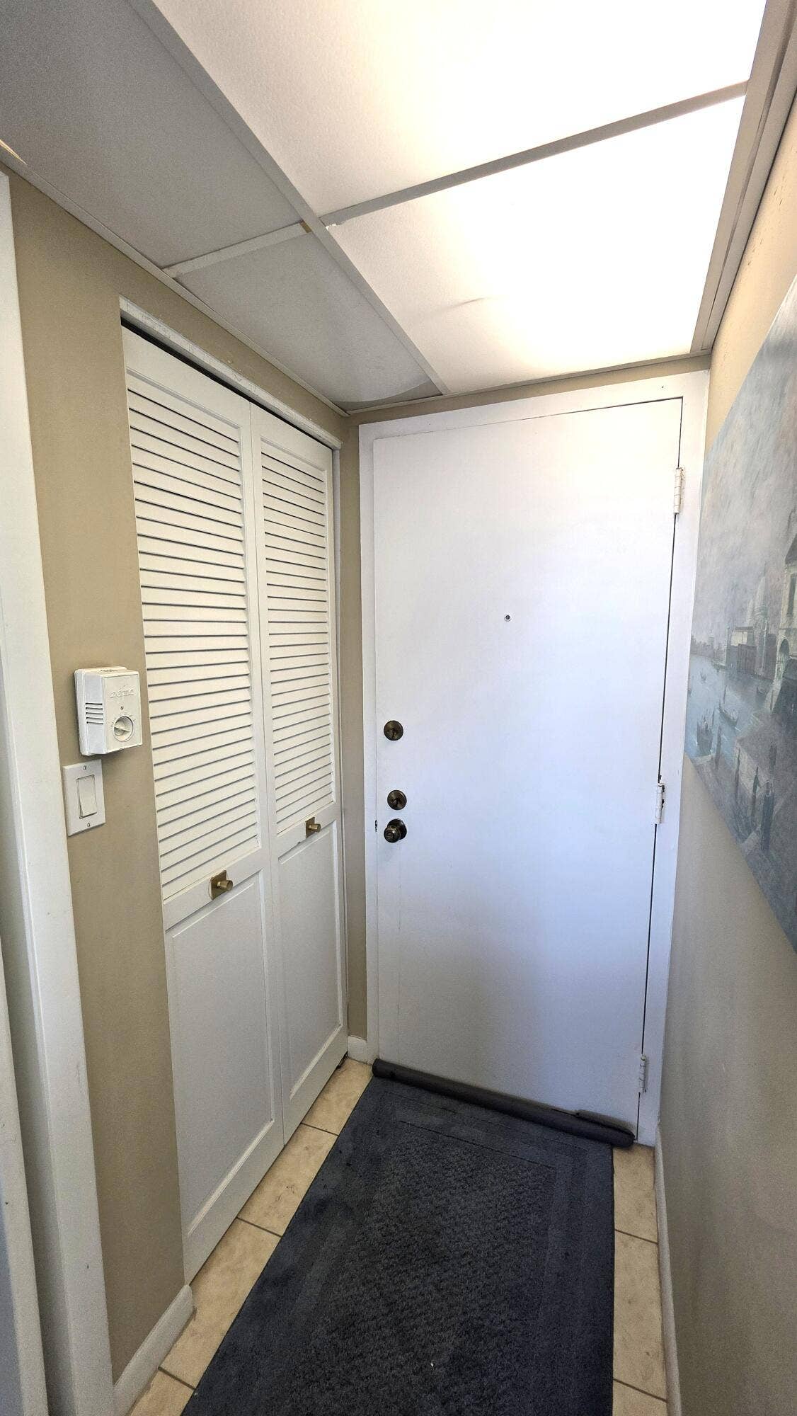 936 Intracoastal Drive, #5B, Fort Lauderdale, FL 33304 laundry area