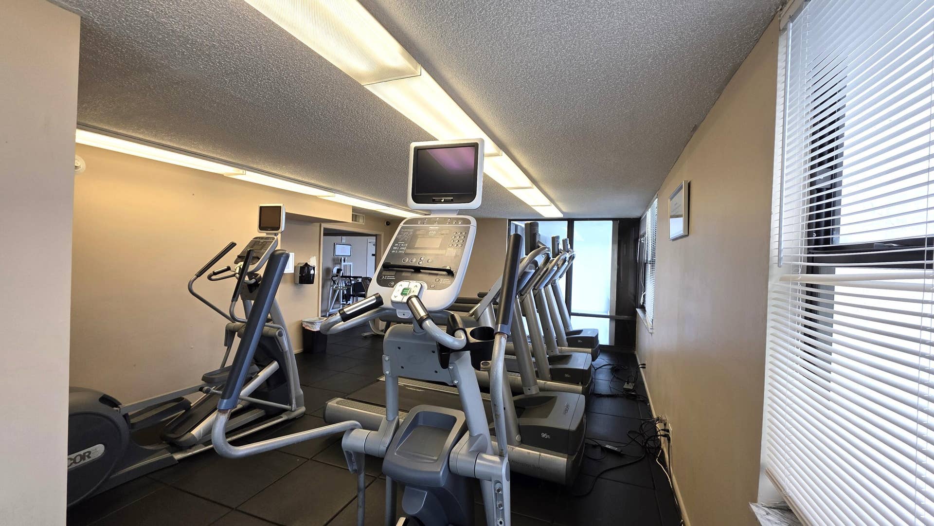 936 Intracoastal Drive, #5B, Fort Lauderdale, FL 33304 exercise area