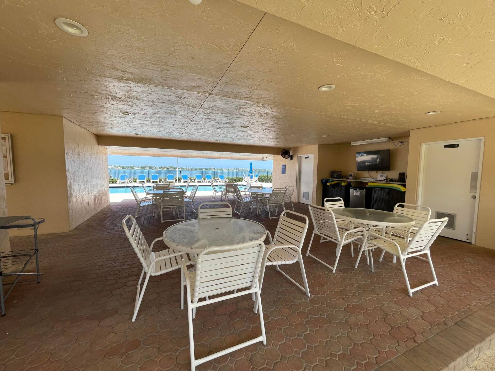 825 CENTER Street, #8A, Jupiter, Jupiter, FL 33458 IMG_3148
