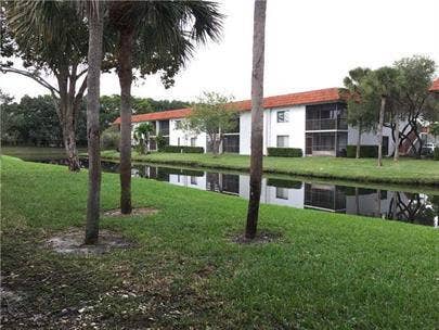 445 LAKEVIEW Drive, #3, Weston, Weston, FL 33326 445-3 lake