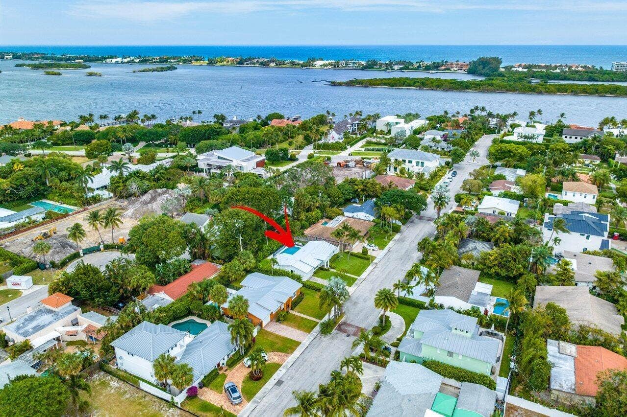 125 Gregory Place, West Palm Beach, West Palm Beach, FL 33405 033-125GregoryPlace-WestPalmBeach-FL-334