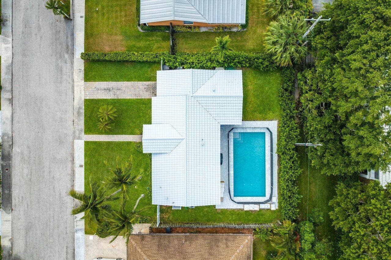 125 Gregory Place, West Palm Beach, West Palm Beach, FL 33405 029-125GregoryPlace-WestPalmBeach-FL-334