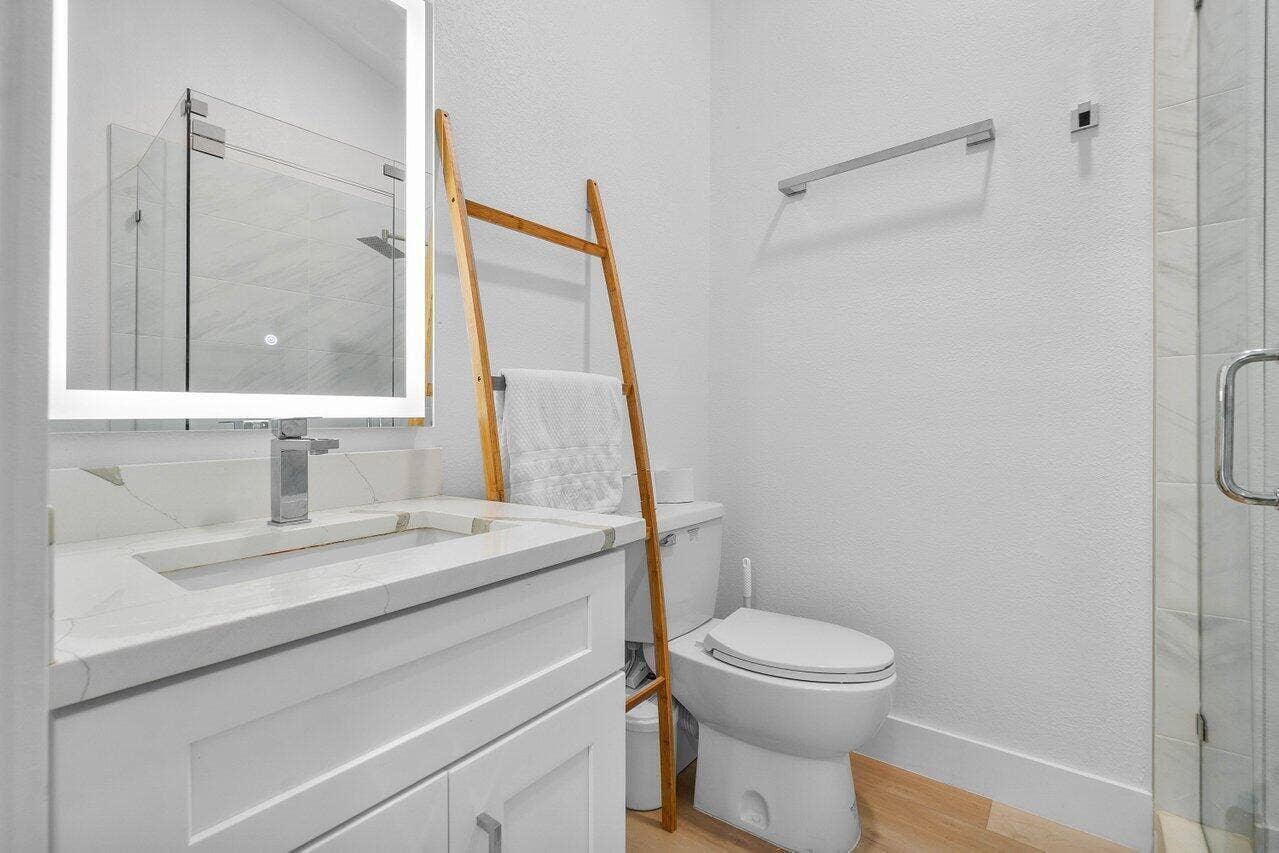 125 Gregory Place, West Palm Beach, West Palm Beach, FL 33405 017-125GregoryPlace-WestPalmBeach-FL-334