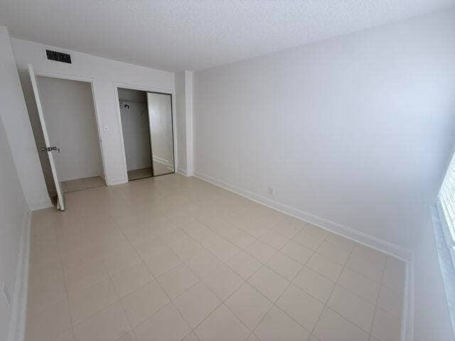 2555 NE 11TH Street, #402, Fort Lauderdale, FL 33304 IMG_0685