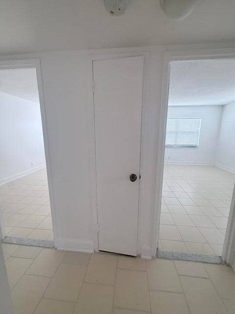 2555 NE 11TH Street, #402, Fort Lauderdale, FL 33304 IMG_0687