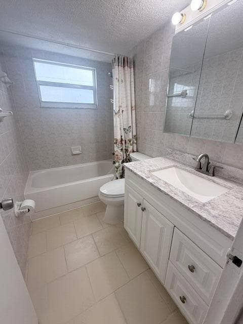 2555 NE 11TH Street, #402, Fort Lauderdale, FL 33304 IMG_0690