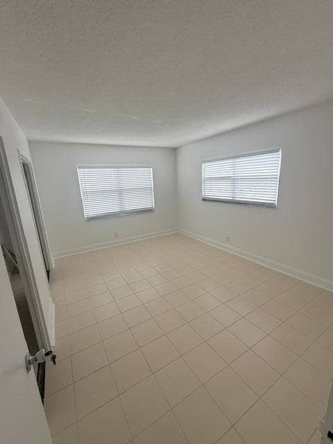 2555 NE 11TH Street, #402, Fort Lauderdale, FL 33304 IMG_0688
