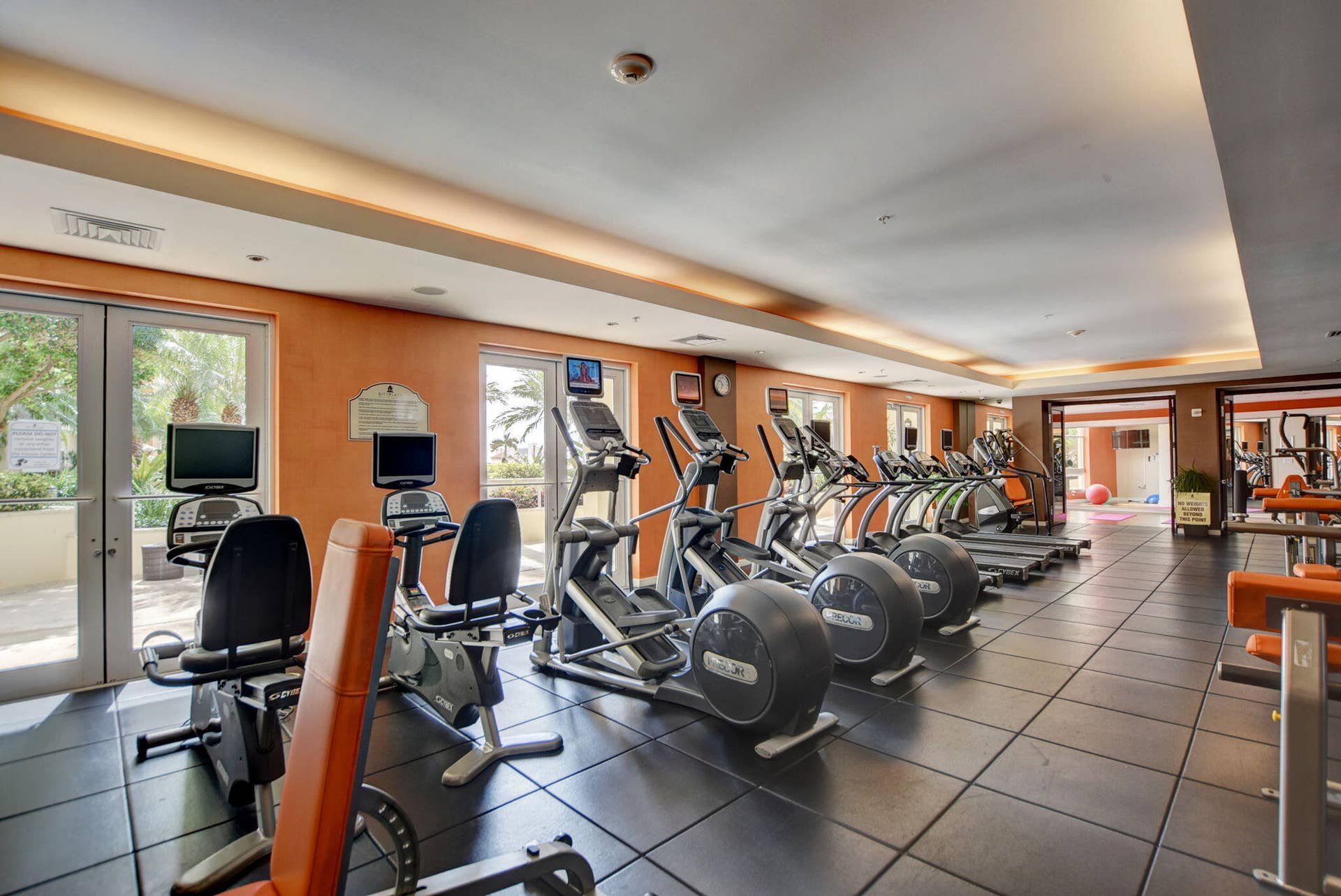 550 OKEECHOBEE Boulevard, #1614, West Palm Beach, FL 33401 Gym