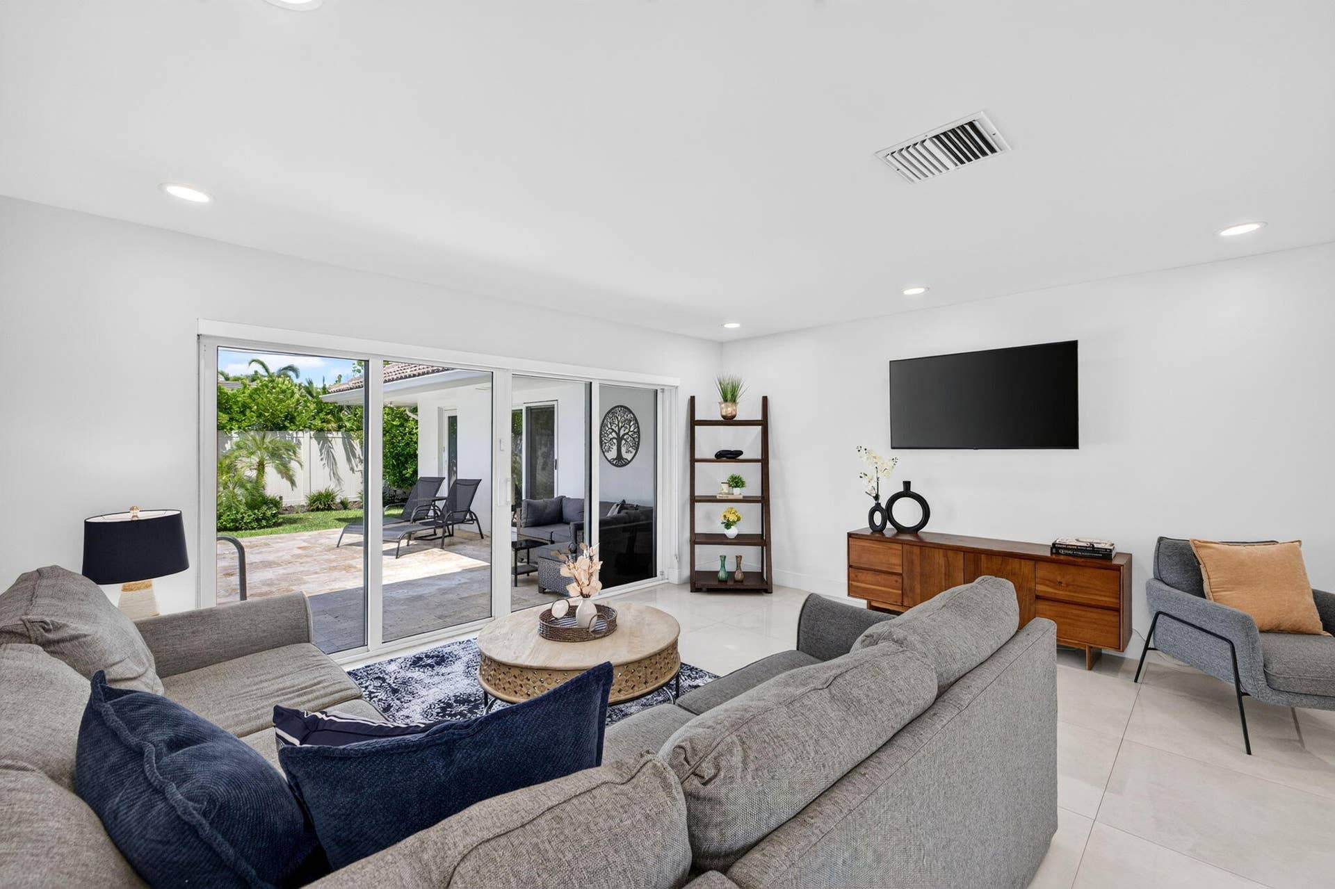 7-web-or-mls-699A8226