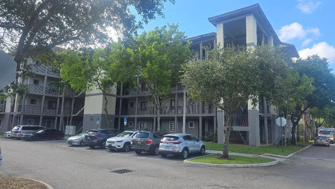 2851 RIVERSIDE Drive, #308-N, Coral Springs, Coral Springs, FL 33065 R1