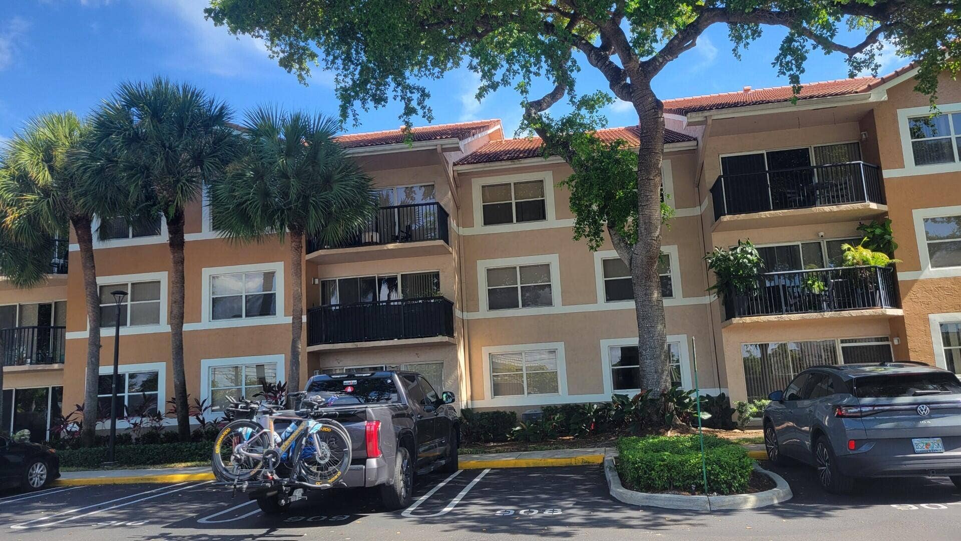 8851 WILES Road, #307, Coral Springs, FL 33067 s5