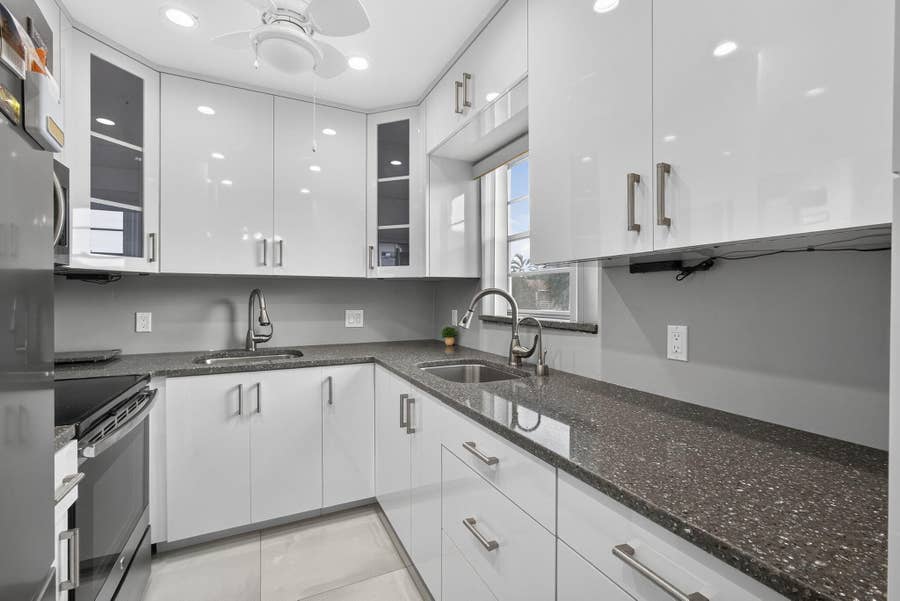 Property photo for 160 EASTHAMPTON G, West Palm Beach, FL
