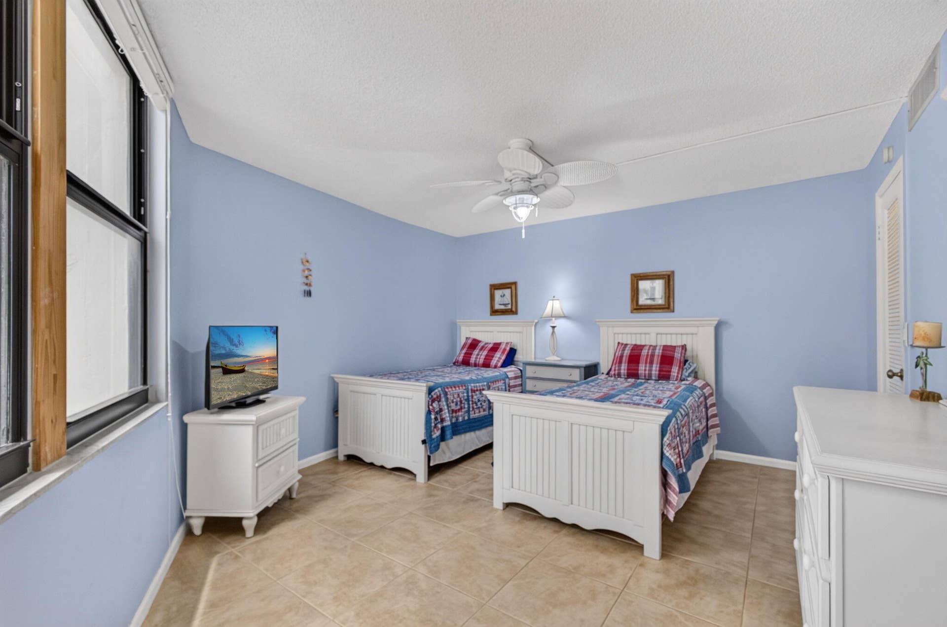 2800 N OCEAN Drive, #B-4A, Singer Island, FL 33404 35-web-or-mls-5D1A4033