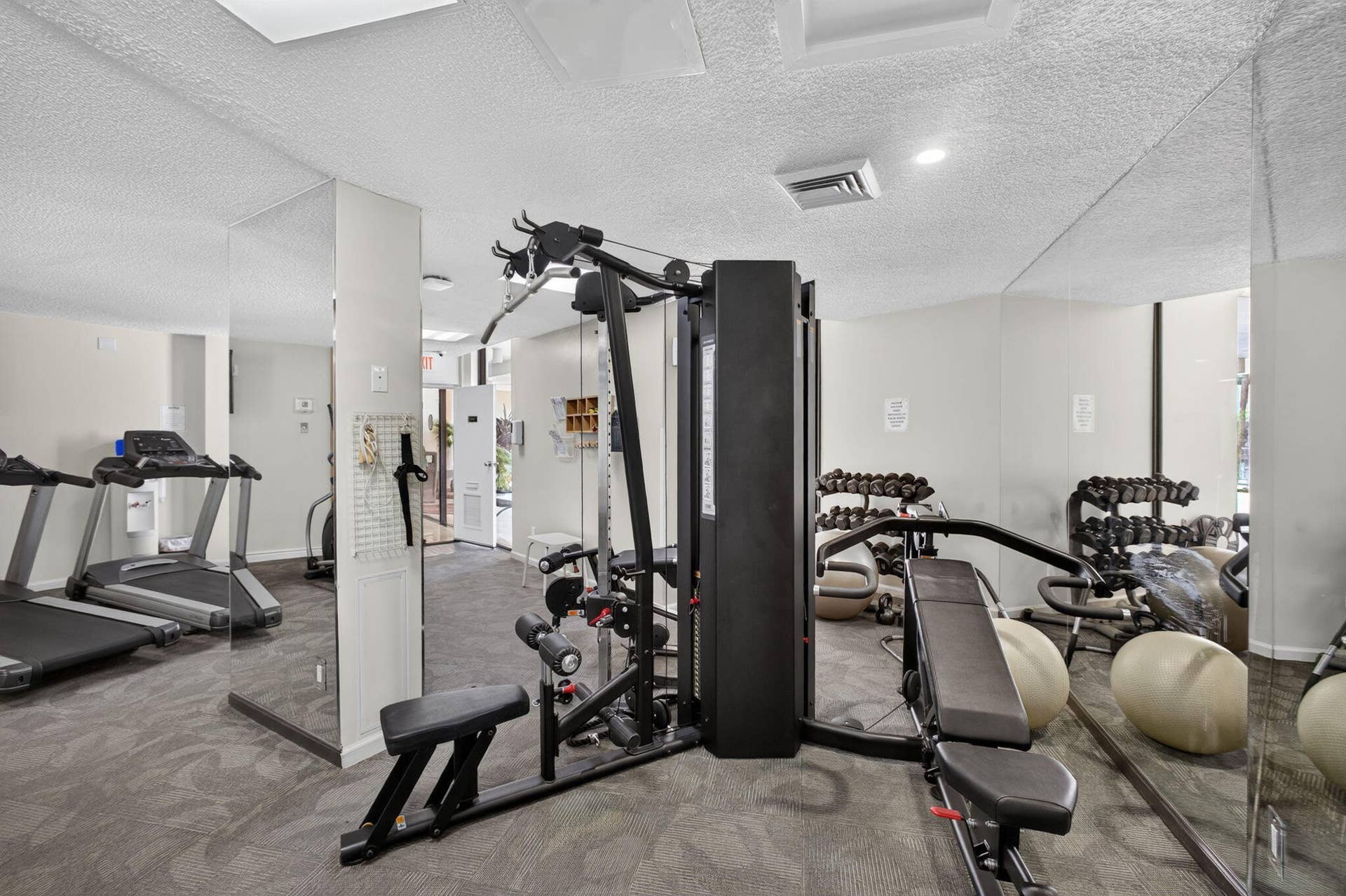 2800 N OCEAN Drive, #B-4A, Singer Island, FL 33404 53-web-or-mls-5D1A4126