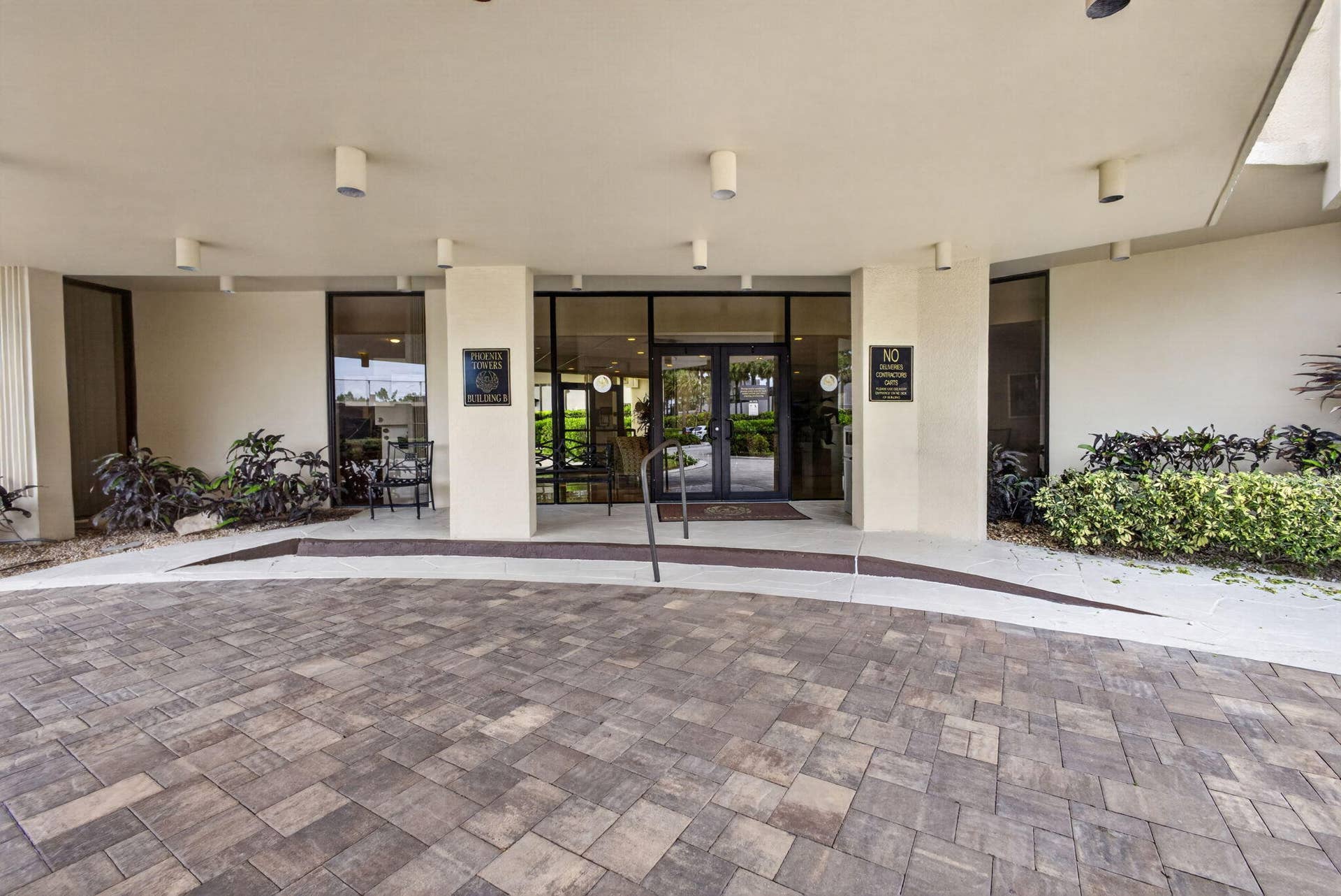 2800 N OCEAN Drive, #B-4A, Singer Island, FL 33404 48-web-or-mls-5D1A4091