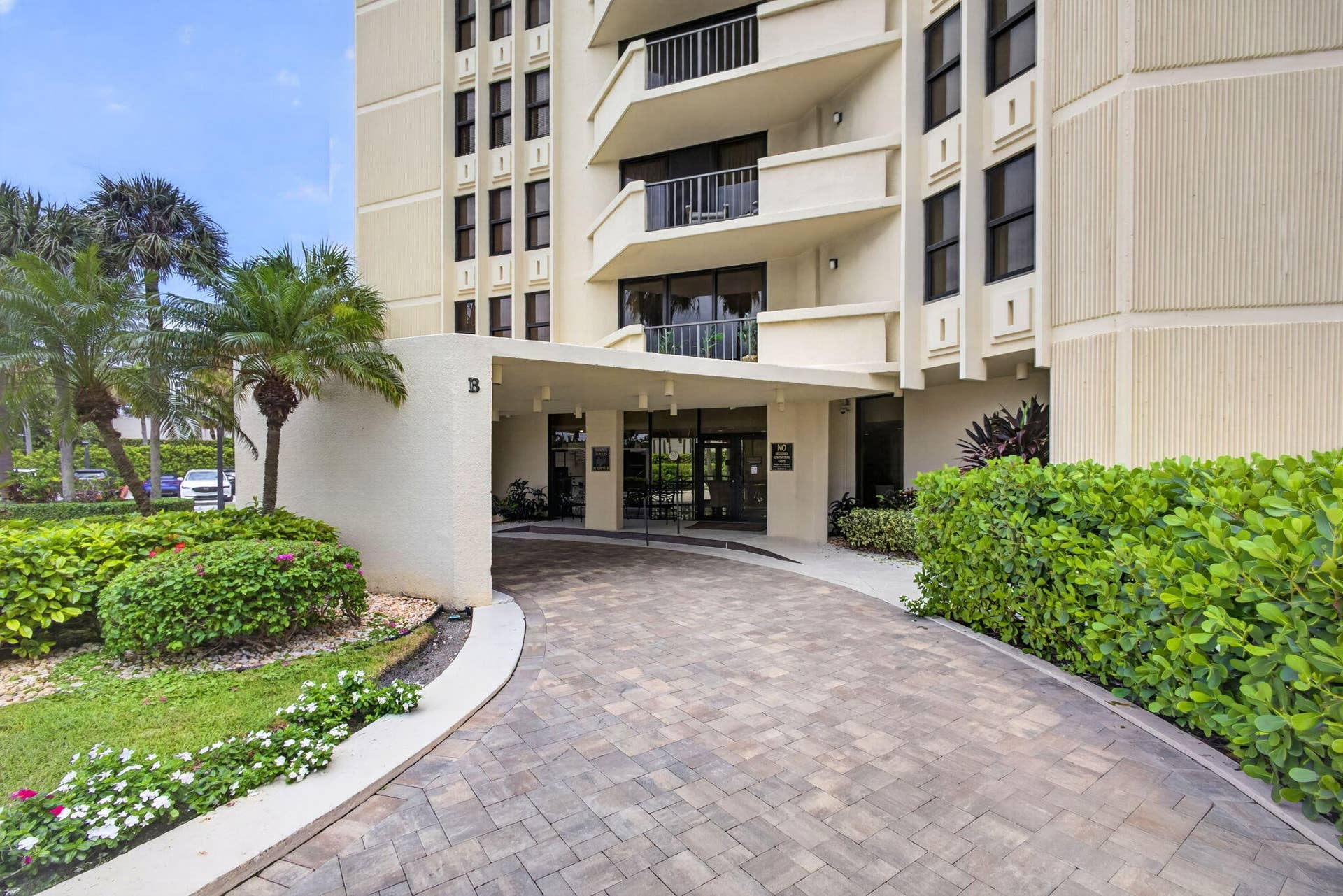 2800 N OCEAN Drive, #B-4A, Singer Island, FL 33404 47-web-or-mls-5D1A4096