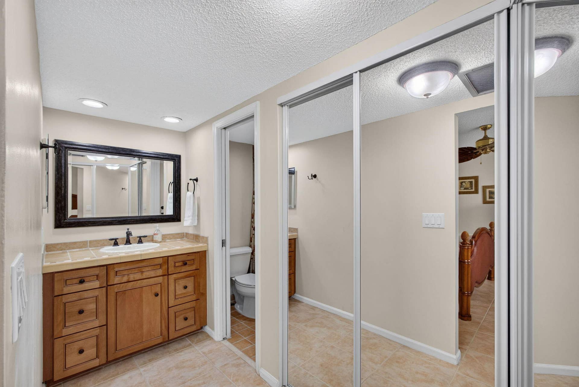 2800 N OCEAN Drive, #B-4A, Singer Island, FL 33404 27-web-or-mls-5D1A3991