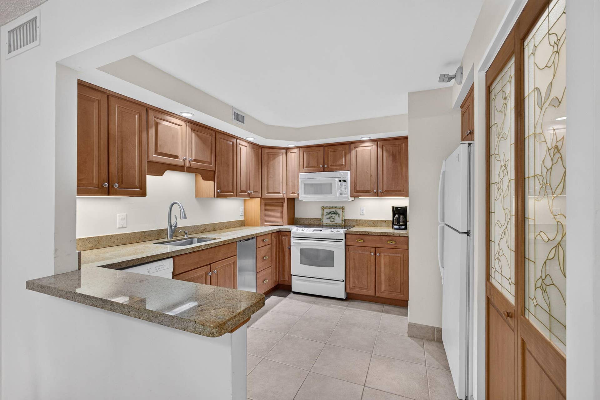 2800 N OCEAN Drive, #B-4A, Singer Island, FL 33404 8-web-or-mls-5D1A3923