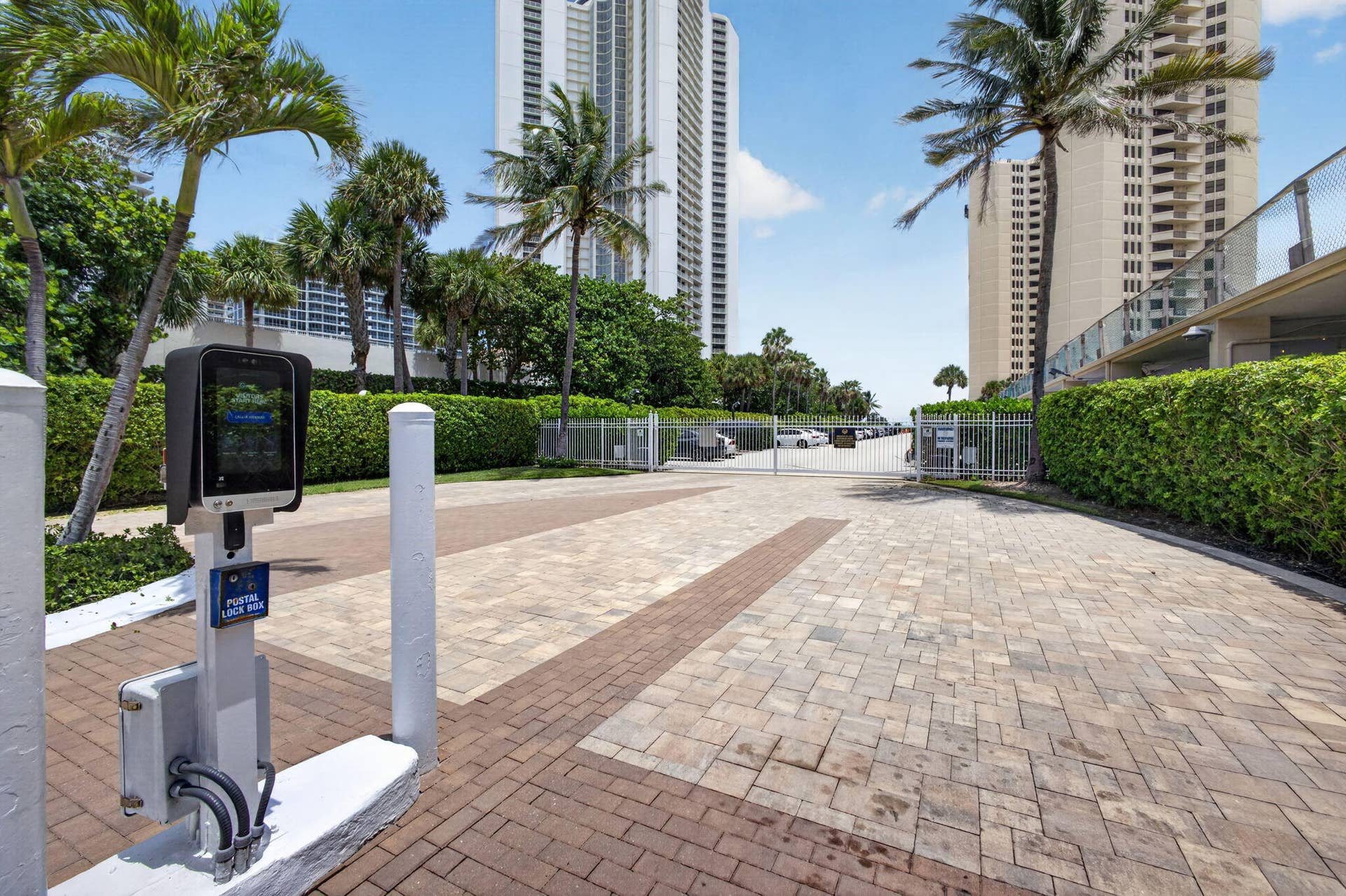 2800 N OCEAN Drive, #B-4A, Singer Island, FL 33404 59-web-or-mls-5D1A4171