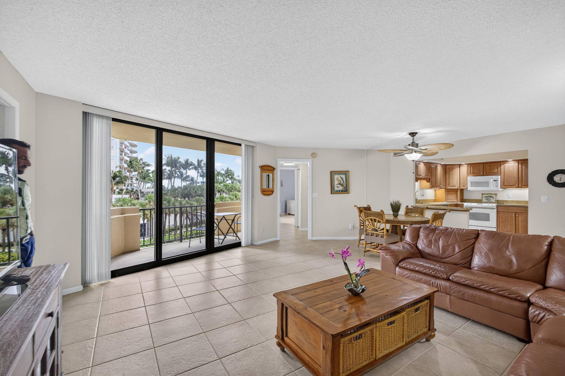 2800 N OCEAN Drive, #B-4A, Singer Island, FL 33404 18-web-or-mls-5D1A3966
